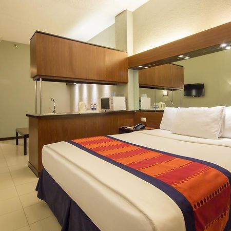 Microtel By Wyndham Eagle Ridge General Trias  Ngoại thất bức ảnh