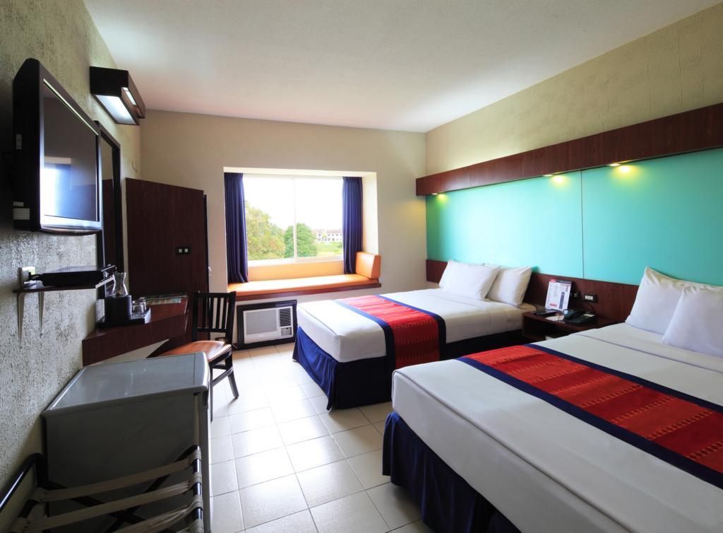 Microtel By Wyndham Eagle Ridge General Trias  Phòng bức ảnh