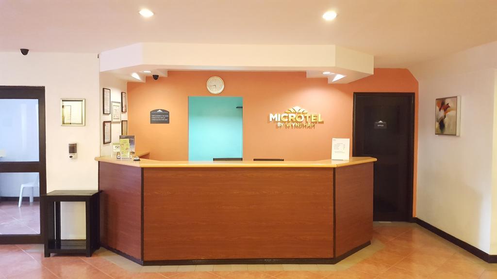 Microtel By Wyndham Eagle Ridge General Trias  Ngoại thất bức ảnh