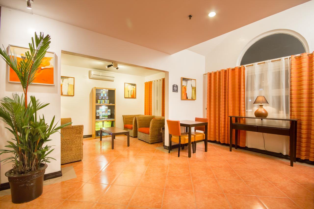 Microtel By Wyndham Eagle Ridge General Trias  Ngoại thất bức ảnh